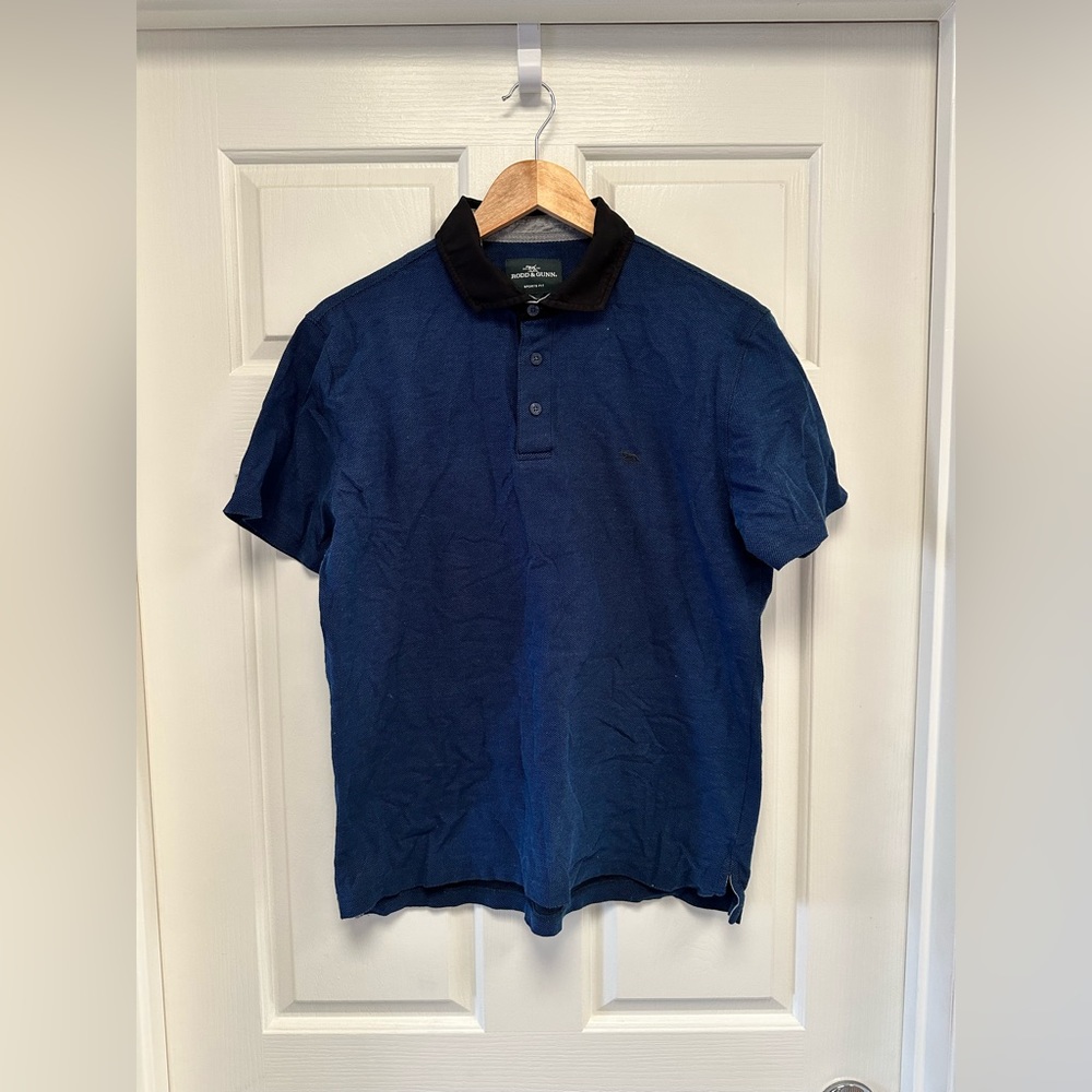 Rodd and Gunn Men’s Short Sleeve Polo Shirt - slim fit, in size large